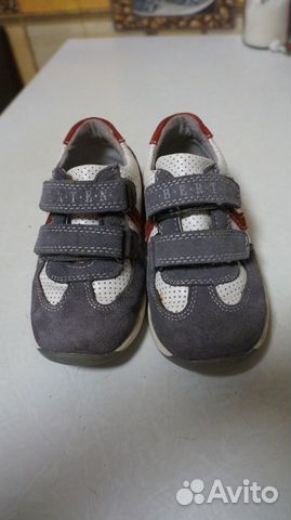 Кроссовки р.26 Кроссовки р.26
