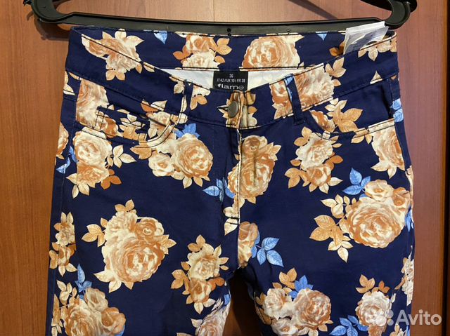 Брюки-джинсы