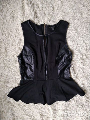 Топ Guess с баской