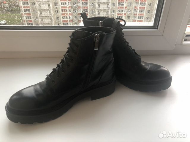 Осенние ботинки, две пары Осенние ботинки, две пары