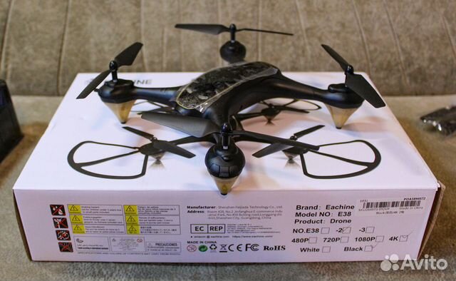 Квадрокоптер Eachine E38 c 4K камерой Квадрокоптер Eachine E38 c 4K камерой