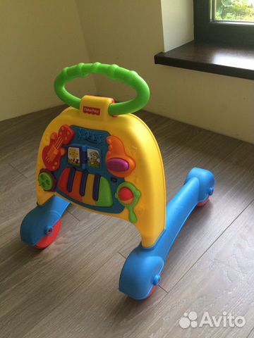 Ходунки-каталка FisherPrice с музыкой