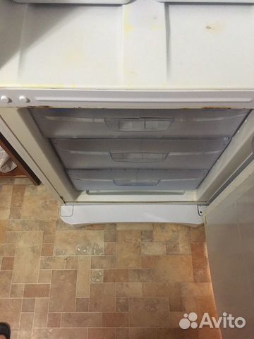 Холодильник indesit