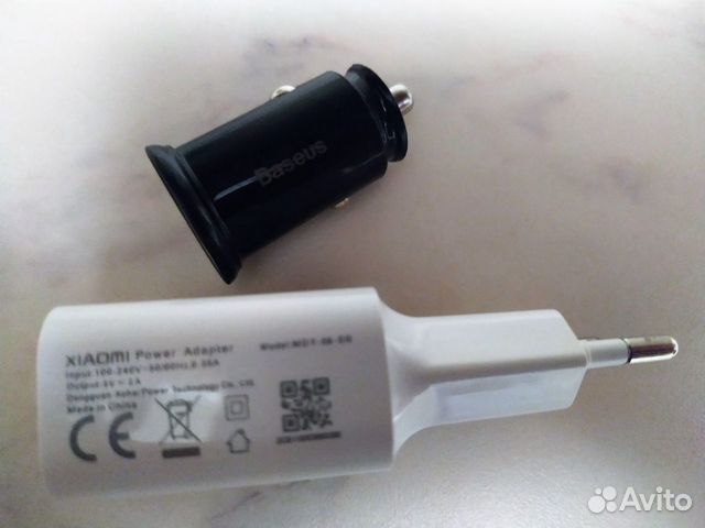 Оригинальное зарядное устройство Xiaomi 5V - 2A Оригинальное зарядное устройство Xiaomi 5V - 2A
