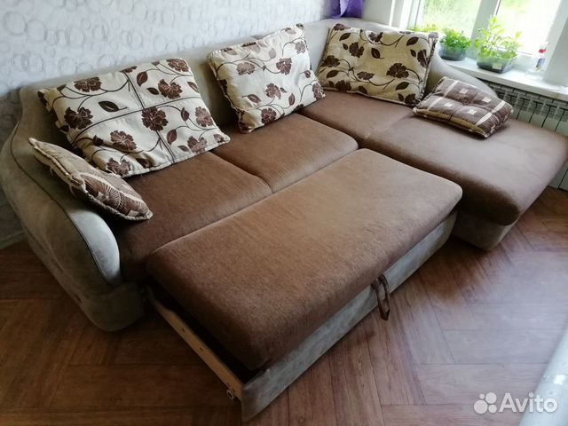 Угловой диван