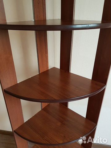 Стеллаж с угловыми полками