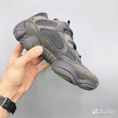 Кроссовки Adidas Yeezy Boost 500 коричневые Кроссовки Adidas Yeezy Boost 500 коричневые