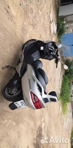 Suzuki Burgman Skywave (250) Suzuki Burgman Skywave (250)