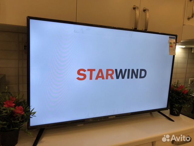 Smart телевизор 102cm новый