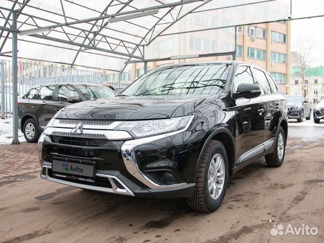 Mitsubishi Outlander 2.0 CVT, 2020