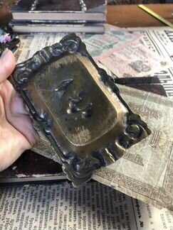 Бронзовая пепельница