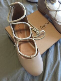 Новые кожаные балетки на шнуровке kelsi dagger