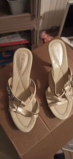 Продаю босоножки