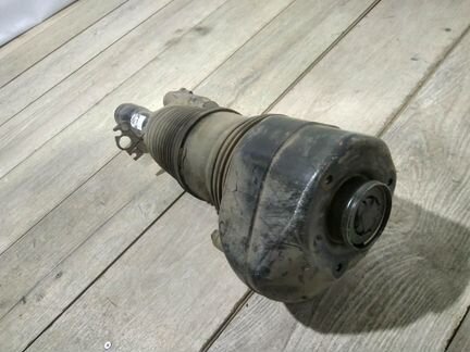 Амортизатор передний правый бмв 7 Г11 BMW 7 G11