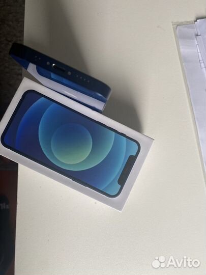 Телефон iPhone 12 mini