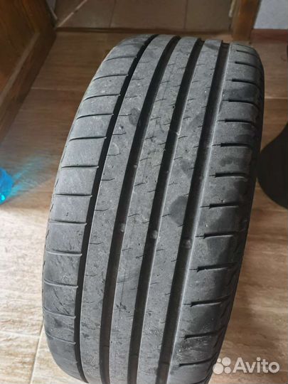 Bridgestone Potenza Sport 235/40 R19