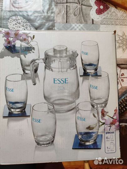 Графин и бокалы