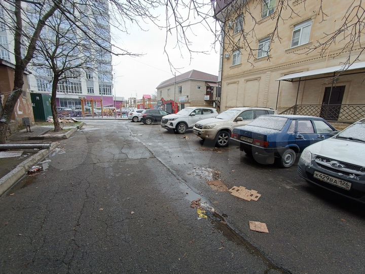 Комната 15 м² в 1-к., 1/4 эт.