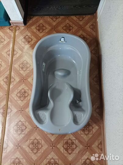 Детская ванночка для купания с горкой