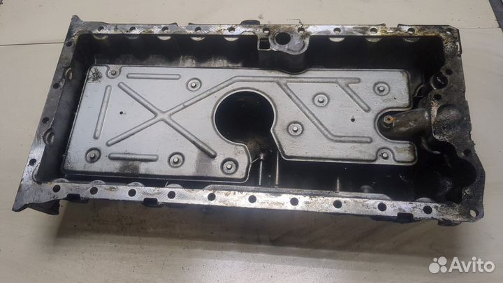 Поддон Volvo XC90, 2003