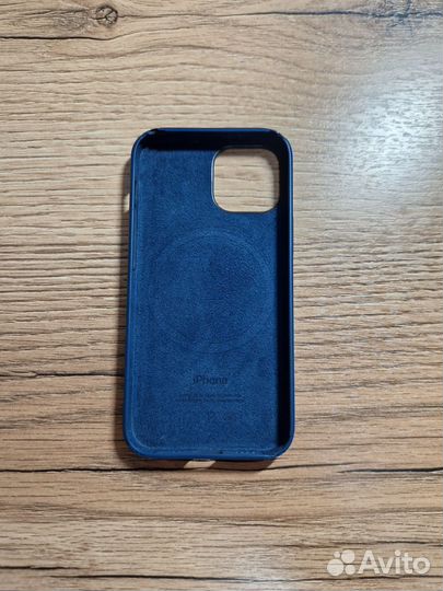 Чехол на iPhone 13 mini magsafe