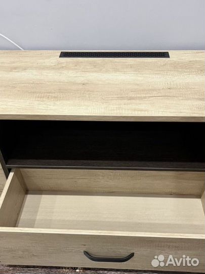 Полка под тв