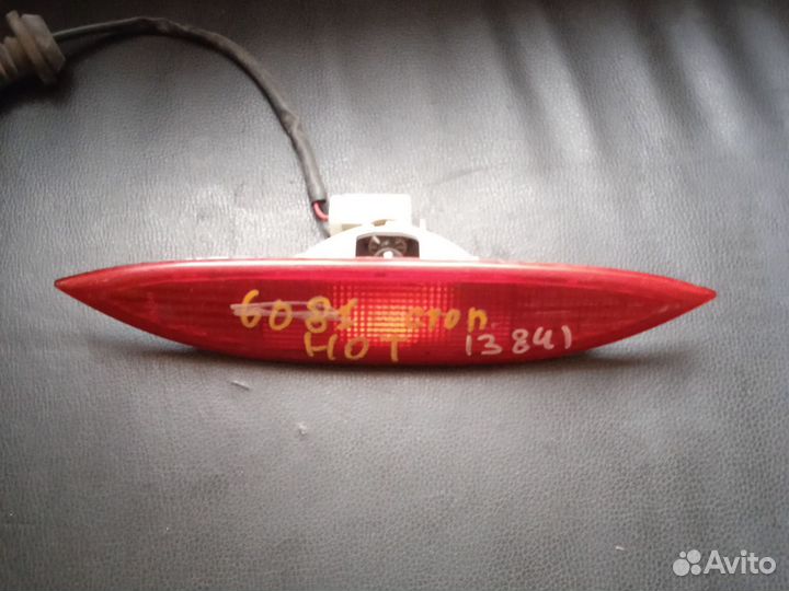 Фонарь задний (стоп сигнал) Nissan Note (E11)