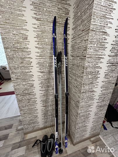 Беговые лыжи tisa и ботинки