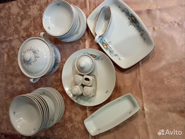 Сервиз столовый