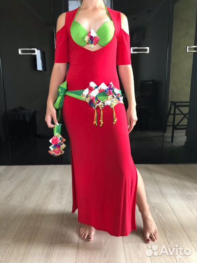 Танцевальный костюм для восточных танцев