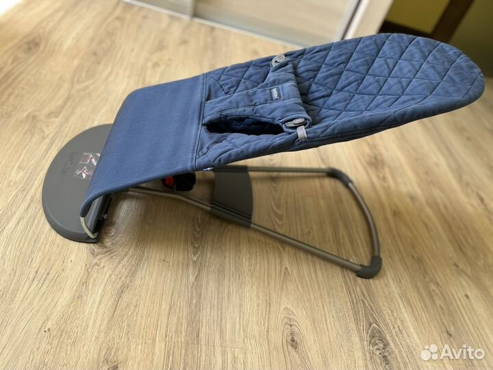 Шезлонг BabyBjorn