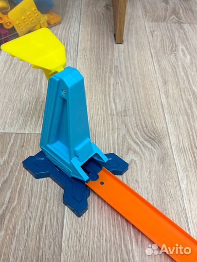 Hot wheels трек бесконечная петля