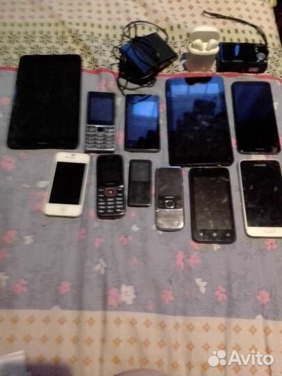 Samsung B2100