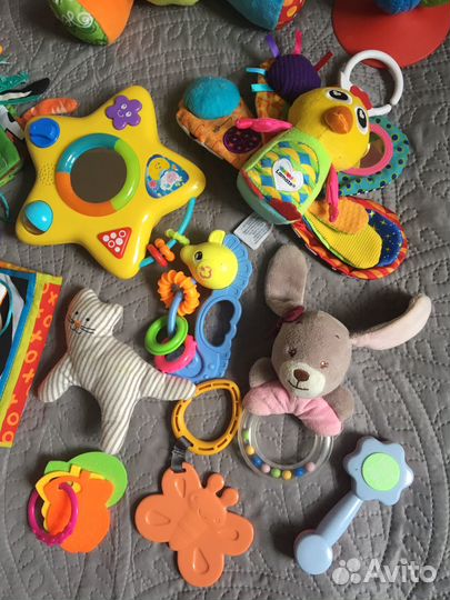 Игрушки музыкальные и развивающие пакетом