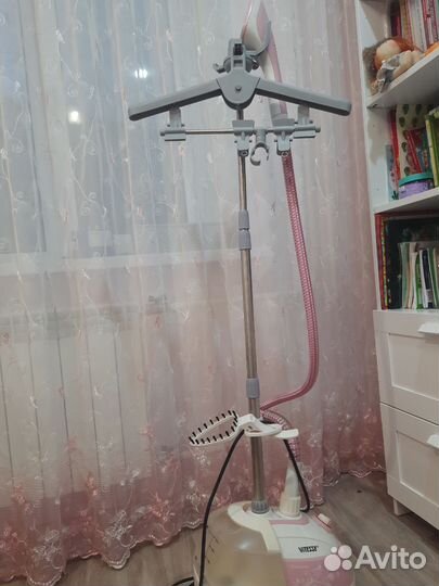 Отпариватель для одежды вертикальный