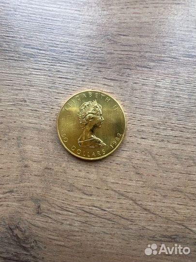 Монета 50 долларов 1982 Кленовый лист Канада