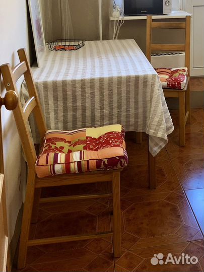 Стол и стулья Икеа