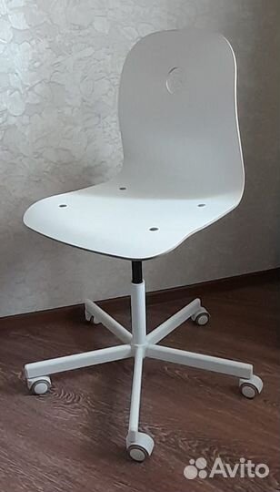 Стул икея белый вогсберг споррен вращается