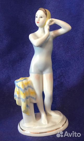 Статуэтка Плавчиха лфз