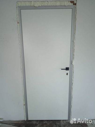 Скрытая дверь в наличии Инвизибл