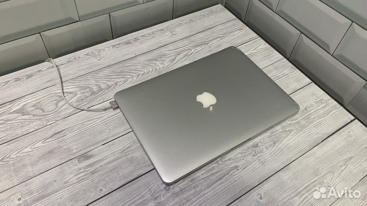 MacBook Pro 13