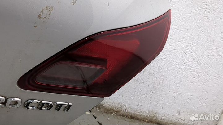 Крышка багажника Opel Astra J, 2012