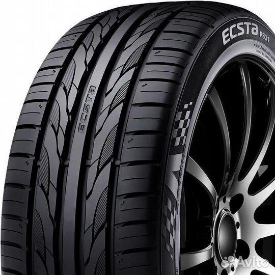 Kumho Ecsta PS31 215/45 R18 93W