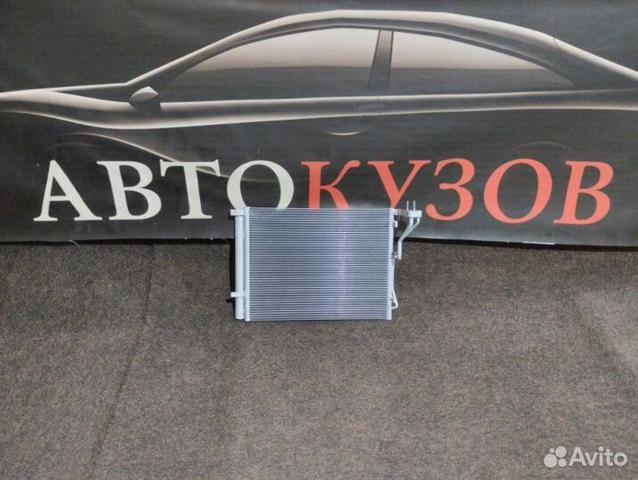 Радиатор кондиционера Hyundai I40 2010