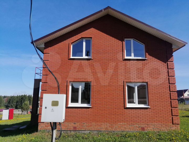 Дом 128,9 м² на участке 16 сот.