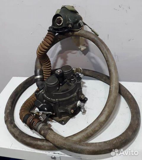 Маска кислородная пилота кп2-4М самолета ту-134М