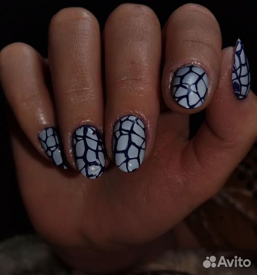 Маникюр педикюр