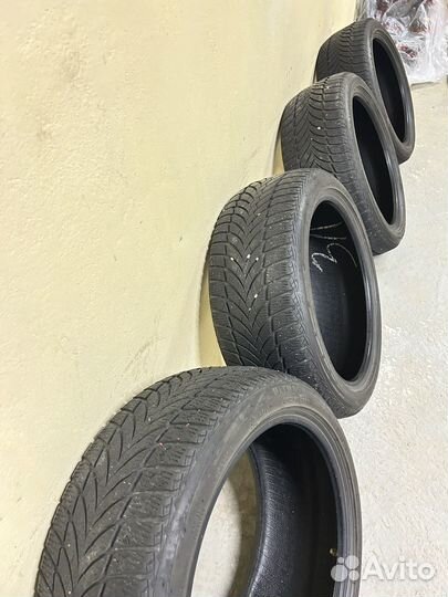 Goodyear UltraGrip Ice 2 215/45 R17