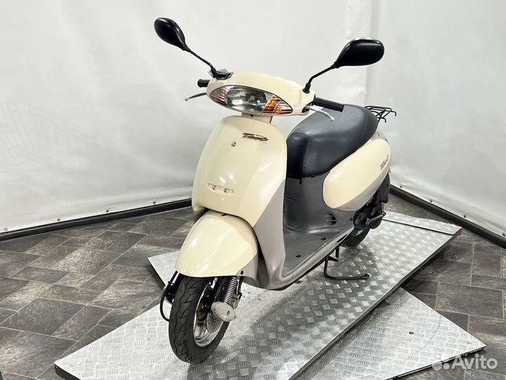 Скутер Honda Tact