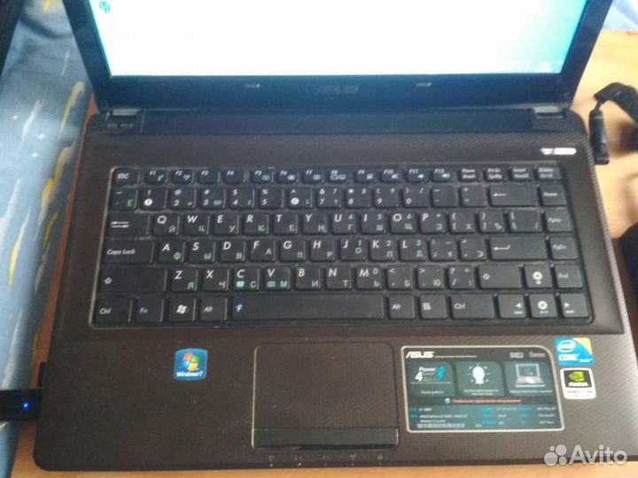 Ноутбук asus X42J 14